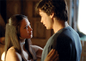 Lana and Clark dance....unfortunately, only in Clark's dreams - so far.